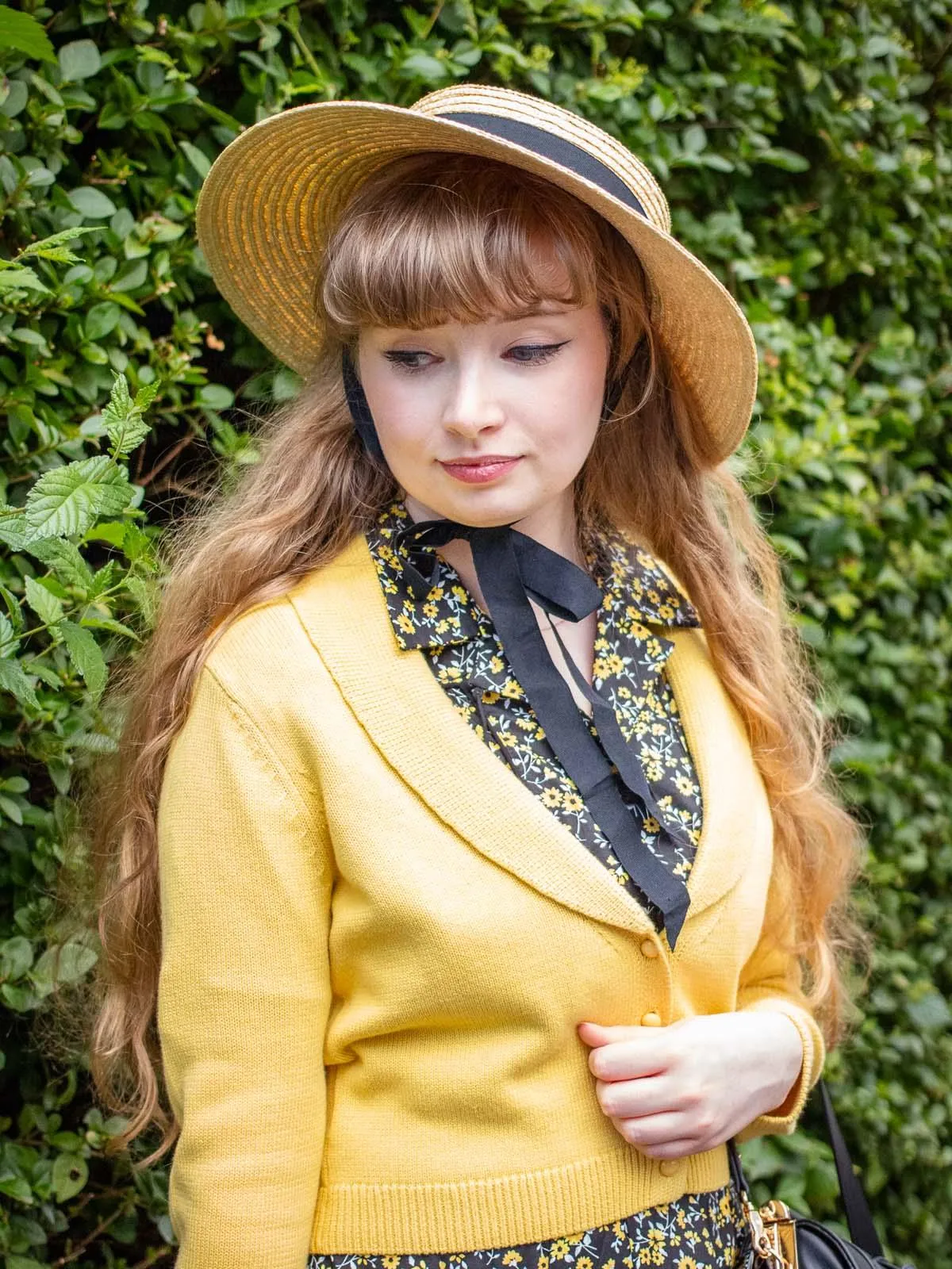 1940s Vintage Style Straw Hat With Ribbon Ties