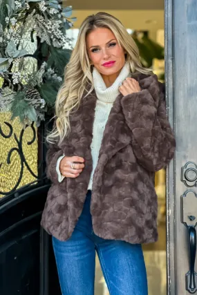 Cozy Aura Oversized Lapel Faux Fur Coat : Chocolate