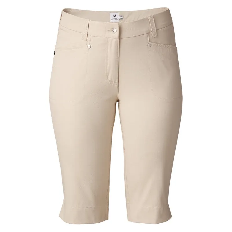 Daily Sports City Shorts Lyric Beige