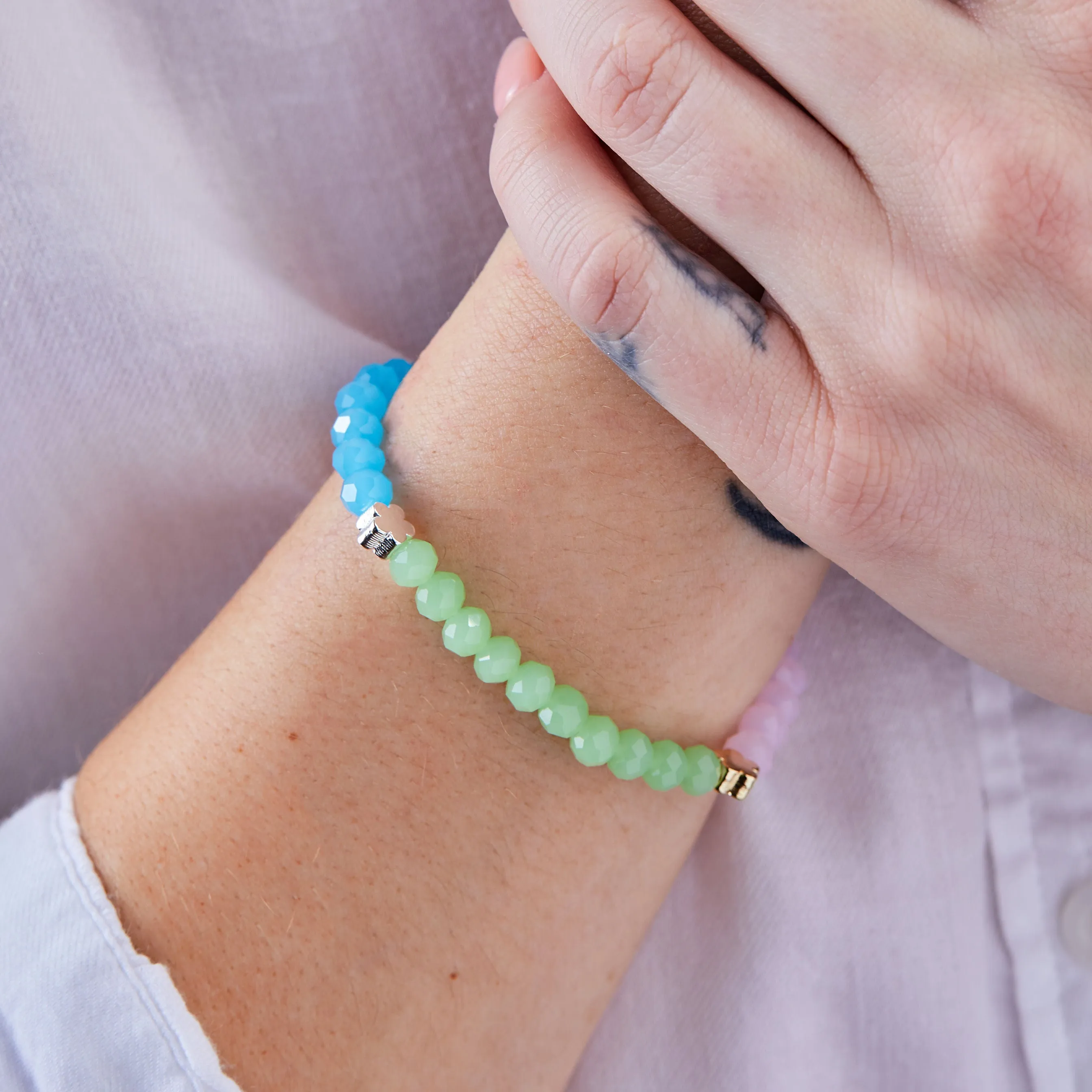 Flower   Bead Tri Color Stretch Bracelet