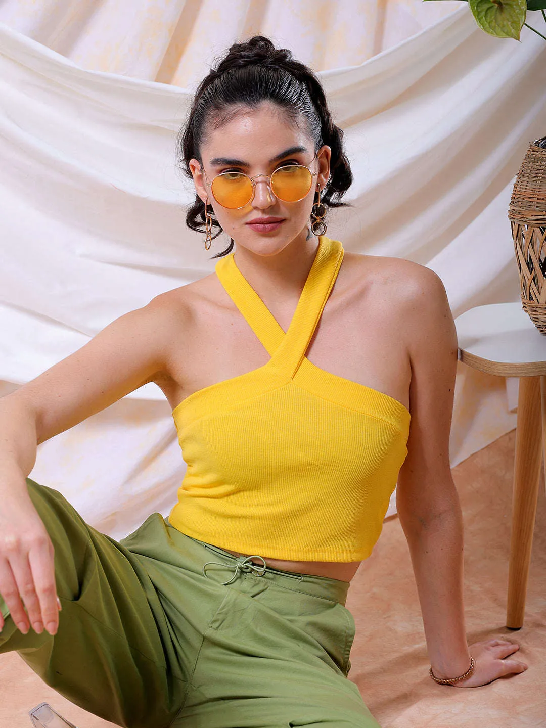 Freehand Women Yellow Fitted Solid V-Neck Crop Top