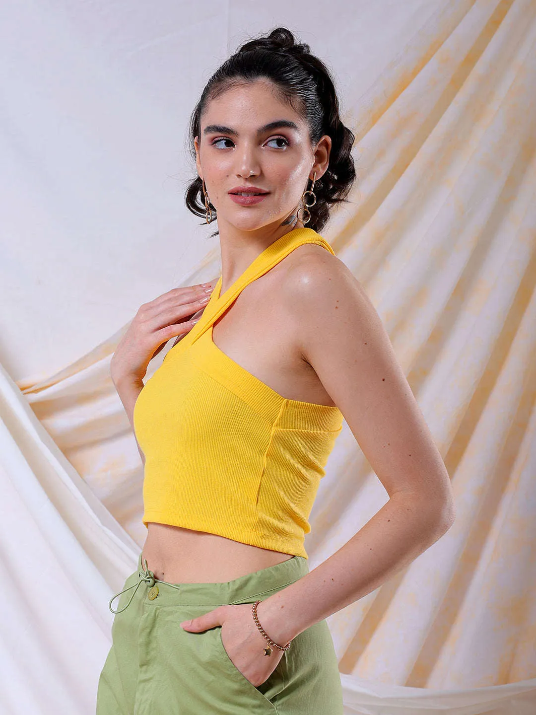 Freehand Women Yellow Fitted Solid V-Neck Crop Top