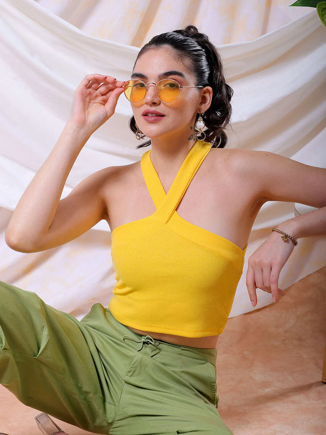 Freehand Women Yellow Fitted Solid V-Neck Crop Top