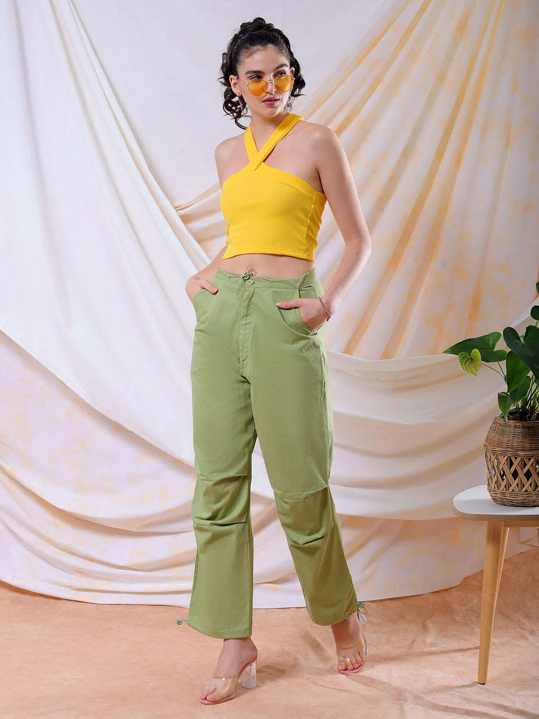 Freehand Women Yellow Fitted Solid V-Neck Crop Top