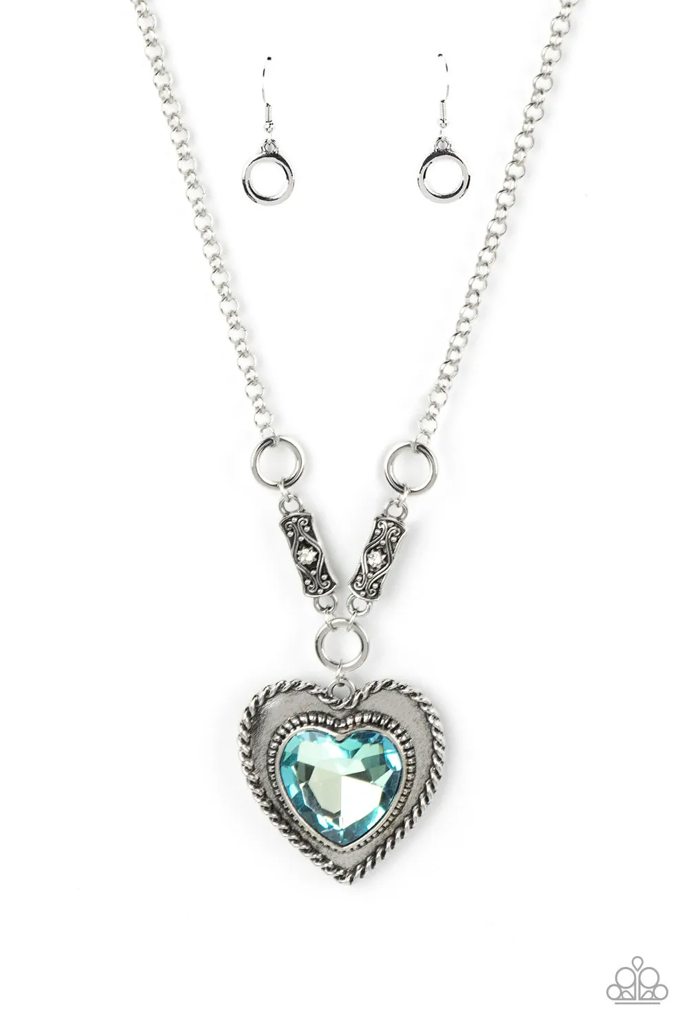 Paparazzi Heart Full of Fabulous - Blue Heart Gem Necklace