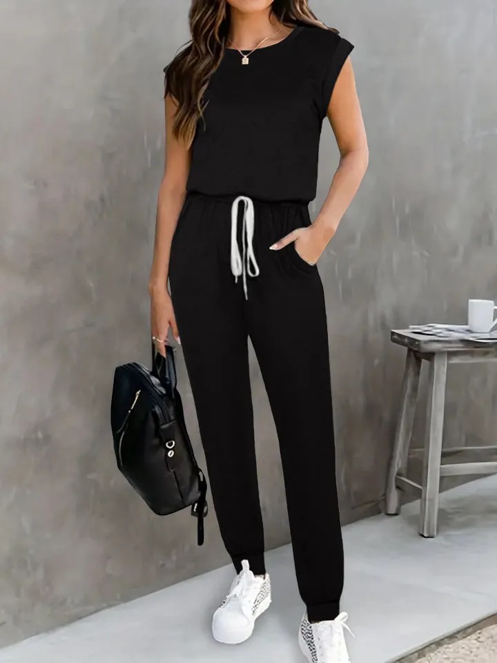 Ärmelloser Jumpsuit mit Rundhalsausschnitt und Kordelzug